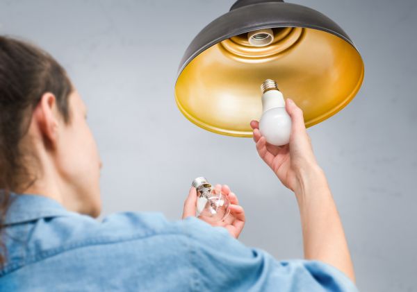 Light Bulb Replacement in Salinas